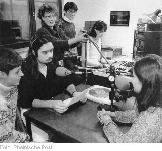 Jugendliche machen Radio